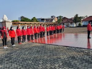 Bulannya Bung Karno, PDI Perjuangan Lampung Tabur Bunga di Taman Makam Pahlawan