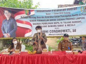 Edukasi Perda Rembug Desa, Budhi Condrowati Imbau Masyarakat Selesaikan Masalah dengan Kepala Dingin