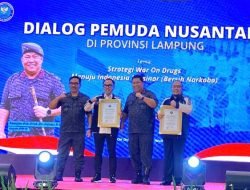 Berperan Aktif Wujudkan P4GN, Ketua GRANAT Lampung Dan Bupati Way Kanan Raih Penghargaan BNN RI