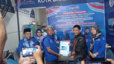 Bung Iqbal Kembalikan Berkas Calon Walikota Bandarlampung ke Tiga Penjaringan Parpol