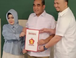 Reihana-Pandu Dapat Surat Tugas Gerindra Maju di Pilwakot Bandarlampung