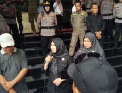 Soal Isu Pengkondisian Revitalisasi SD, LSM L@PAKK Gelar Demo di DPRD