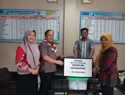 Pramuka Pesawaran Serahkan Rp89,9 Juta untuk Bencana Sumatera