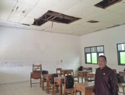 Ketika Atap Sekolah Rapuh, Mimpi Anak-anak Tak Boleh Runtuh