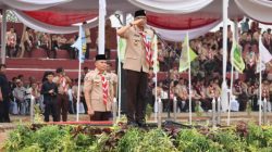 Gubernur Mirza Pimpin Apel HUT Pramuka di Kota Baru
